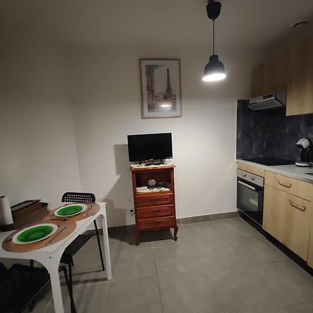 Le Calme Apartment บัวร์ ภายนอก รูปภาพ