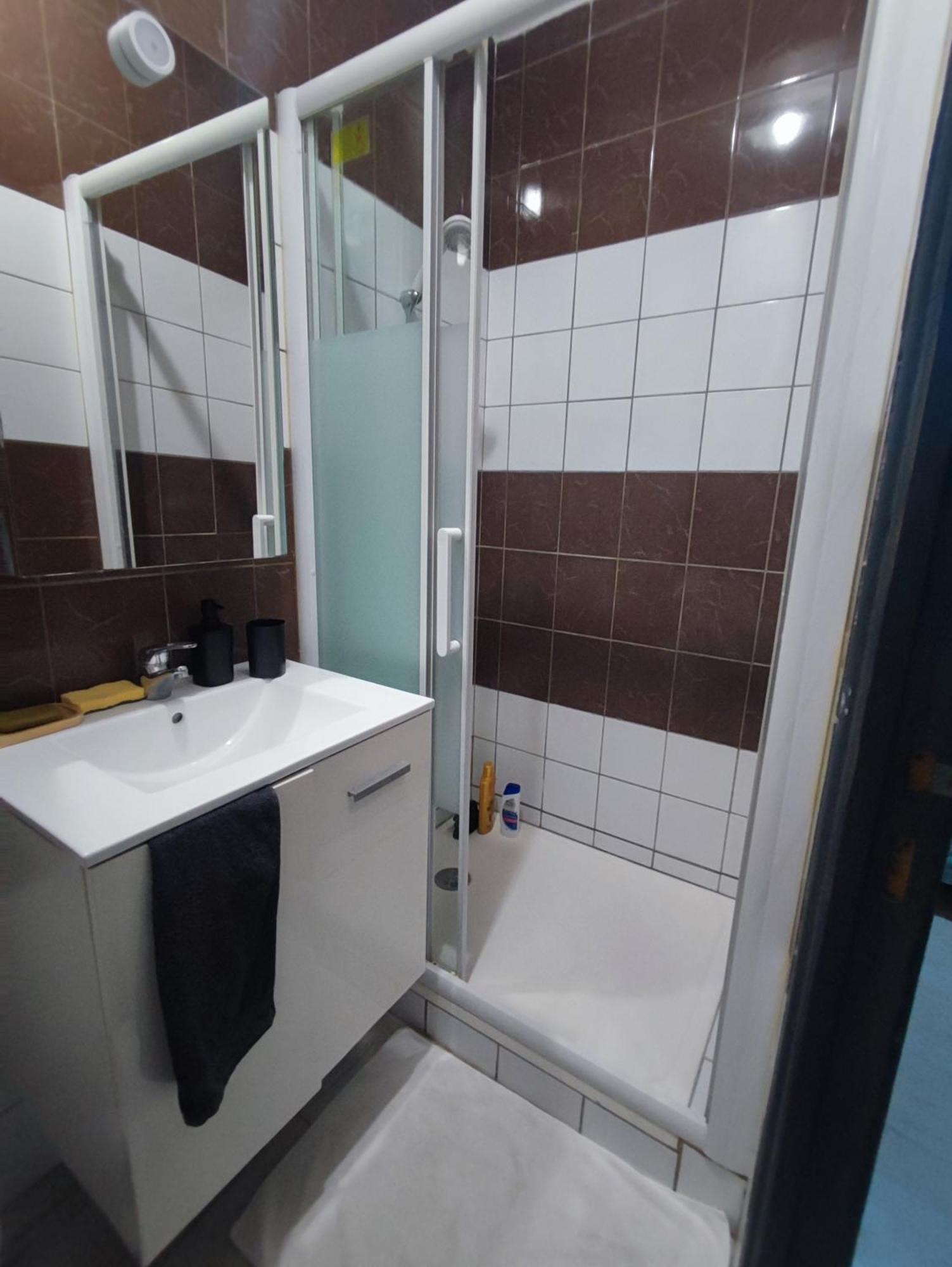 Le Calme Apartment บัวร์ ภายนอก รูปภาพ